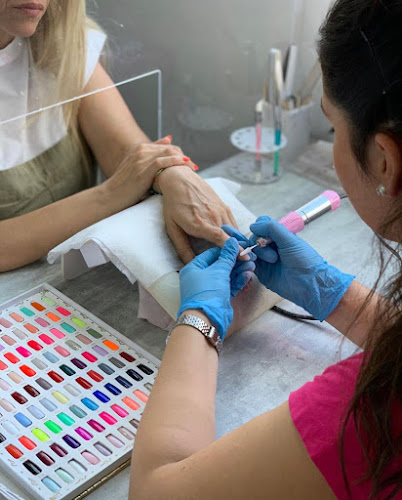 Sasha- Beauty Salon - Centro de estética en Madrid