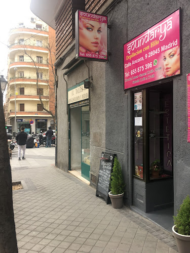 Soundarya Depilacion con Hilo