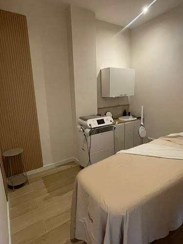 NÜA BELLEZA Y BIENESTAR