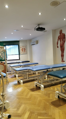 Instituto Superior de Terapias Naturales y Complementarias