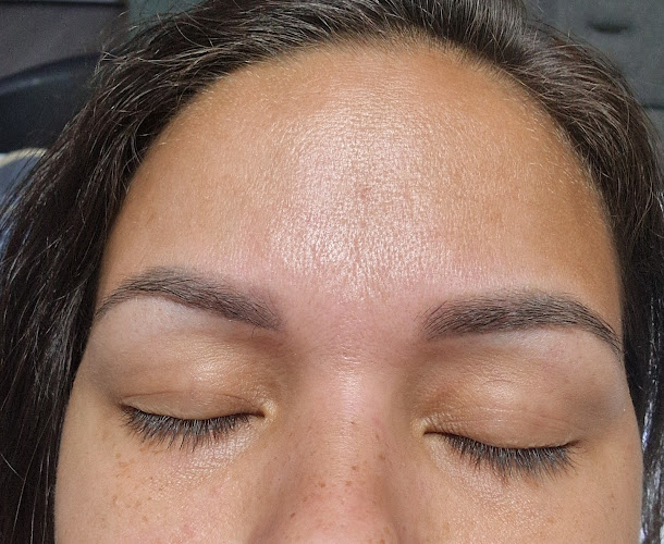 Gladys Arcia Academia y Micropigmentación en Madrid