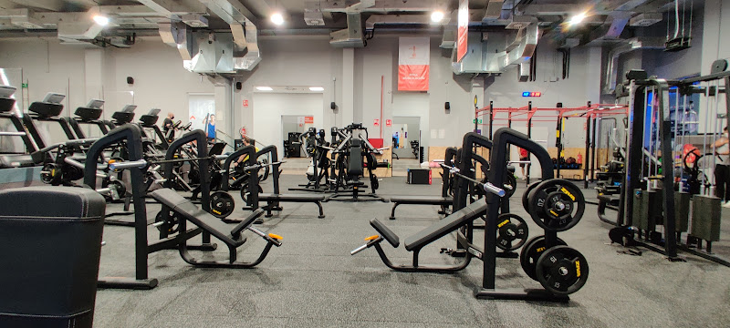 Gimnasio VivaGym Madrid Río
