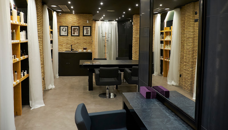 Le Due Salon - Madrid