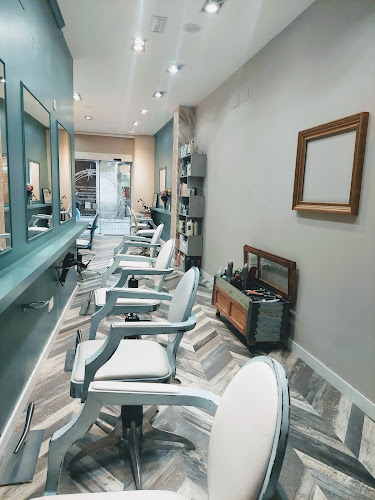 Salon Ziba