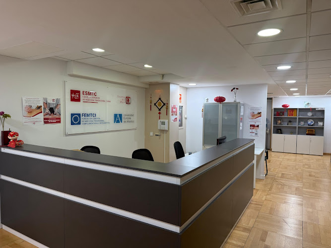 Centro de Acupuntura y Medicina Tradicional China Madrid Travesía de Téllez (Guang An Men)