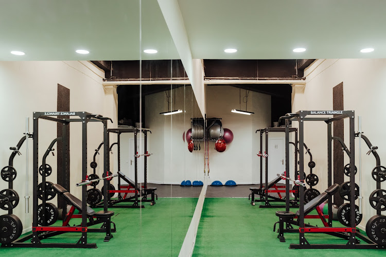 Balance Triangle - Gimnasio Retiro Madrid