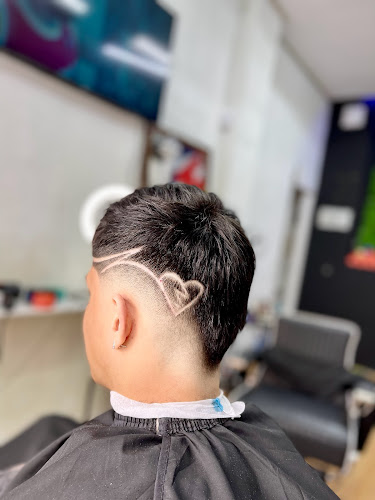 Barberia Peluquería " Asere Q' Bola "