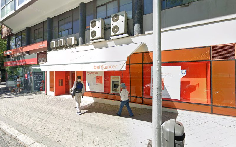 María Valeriano Paños, Psicólogo