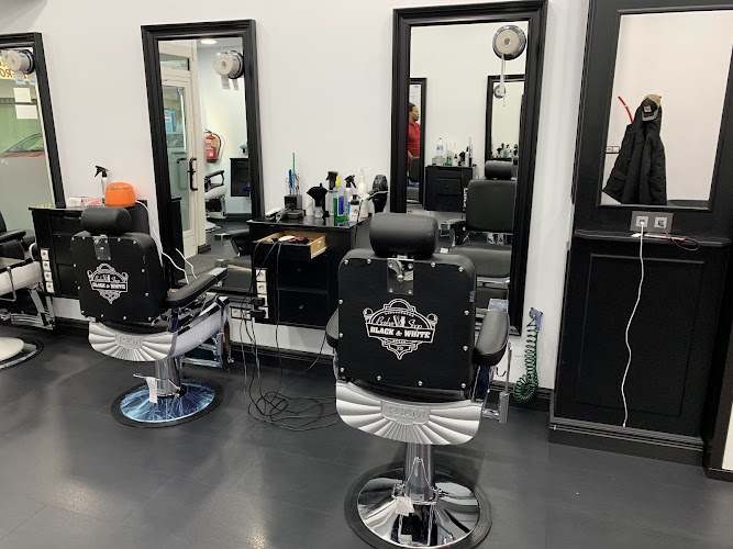 Peluquería Barbería | Black&White