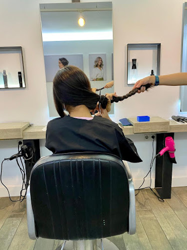 AIRE'S Peluquería y Estética