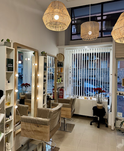 BellaMente Peluquería y Belleza Natural