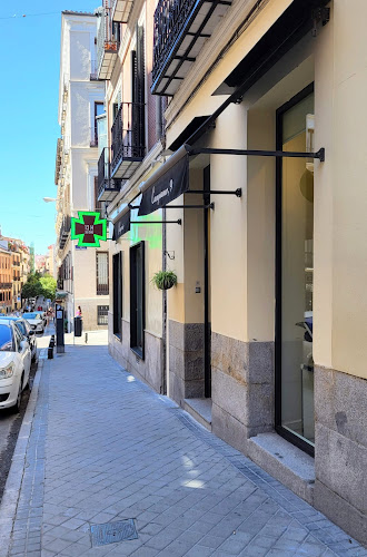 Peluquería J&J Campoamor 9