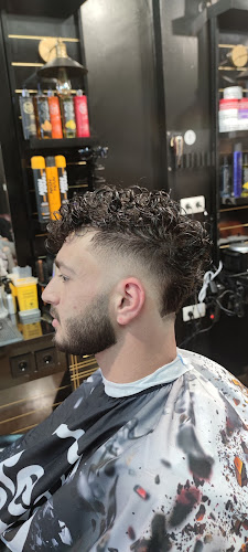 BARBERÍA GOLDEN BOY