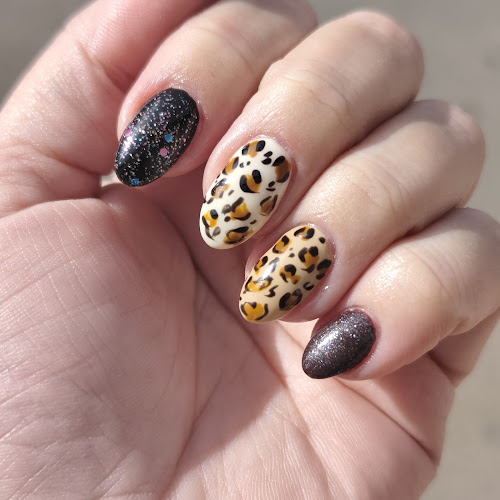 Salón de uñas Yokobela