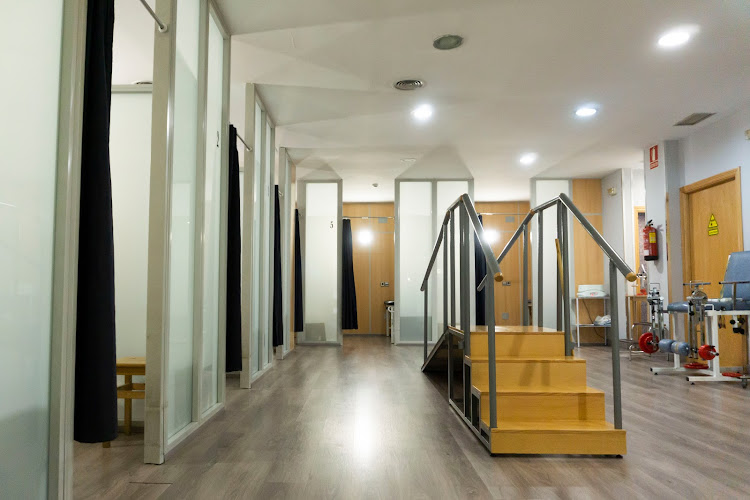 Rehabilitación y Fisioterapia Sanitas Las Rozas | FISIOBURGOCENTRO - Grupo FISIODRID | Medico Rehabilitador, UNESPA, UPAM