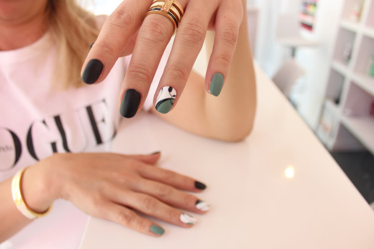 Nenha - Manicura rusa, Gel y Pedicura