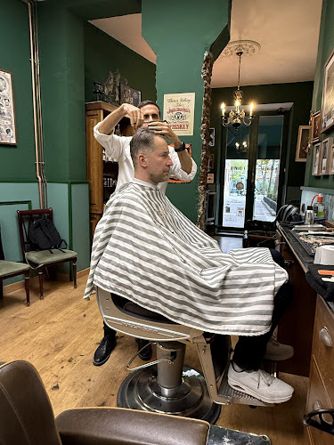 Chamberí 5 Peluquería-Barbería