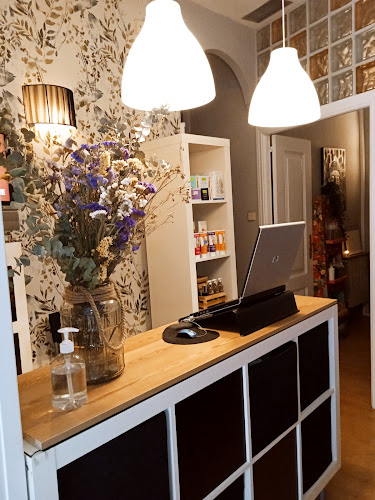 Easens Belleza by Raquel Soler