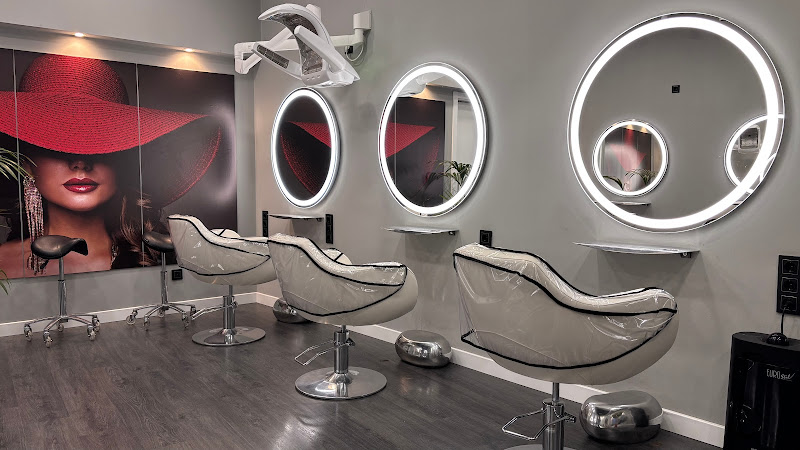 Seven & Seven HAUTE COIFFURE - Salón de Alta Peluquería en Madrid