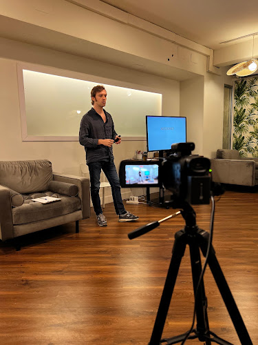 Javier Mowinckel | Consulta de Psicología en Madrid