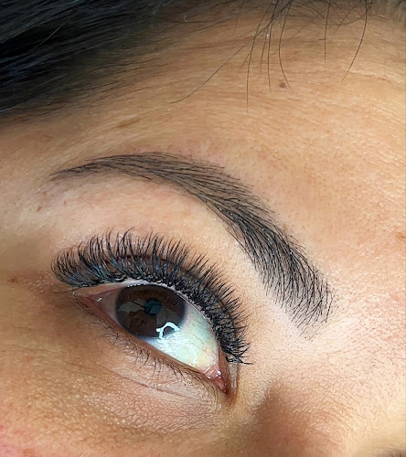 Academia de Pestañas | Cejas | Micropigmentación en Madrid - Studio Raquel Prado