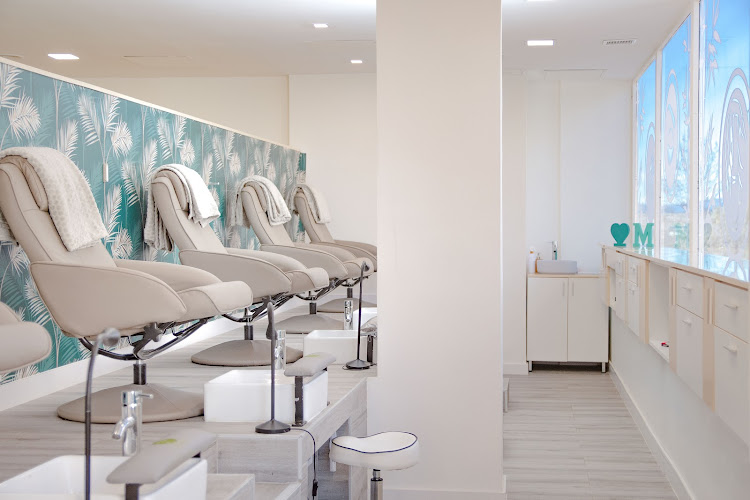 MOMENTS Estética Unisex