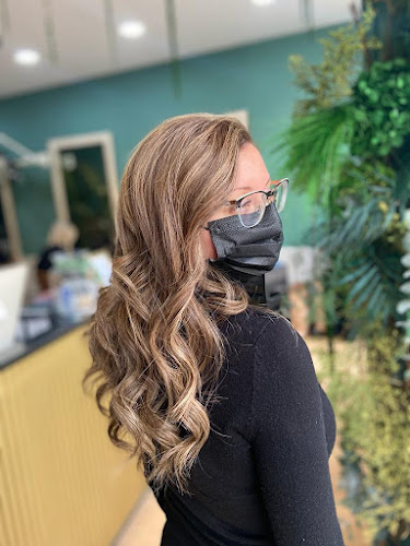 Peluquería Selvaje | Expertos Balayages & Babylights | Burgos