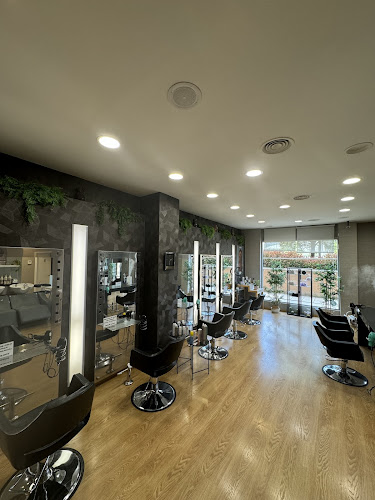 3K PELUQUEROS - Peluquería en Madrid