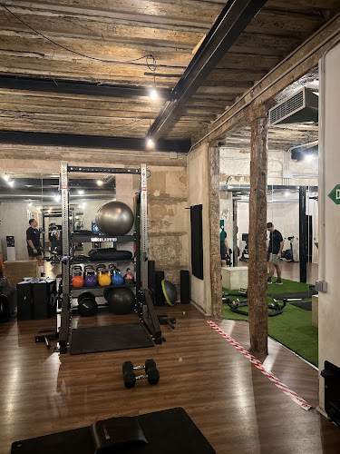 Aaron Santos Trainer