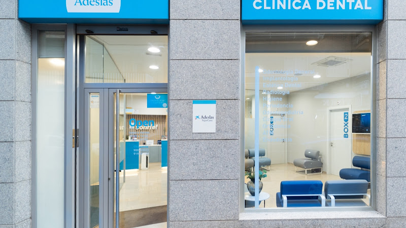Clínica Dental Adeslas