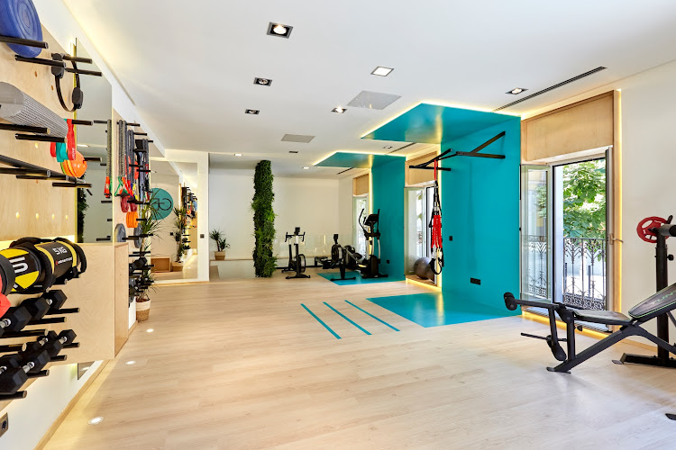 GET IT! FITNESS CLUB