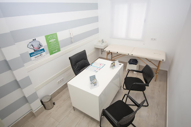 Psicólogos Lara Cetina Aluche.