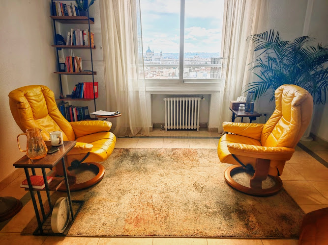 Psicoterapeuta Alfonso A. Alcázar: Psicólogo Sanitario, Terapeuta Gestalt y Terapeuta EMDR.