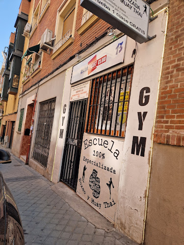 Pablo Martínez Coach "especializado en boxeo y muay thai"