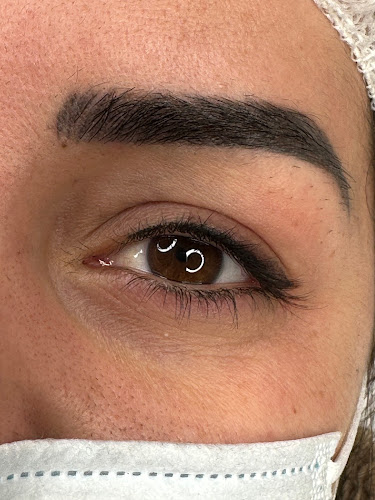 Paola Cardona Beauty Artist - Micropigmentacion - MICROBLADING en Madrid España