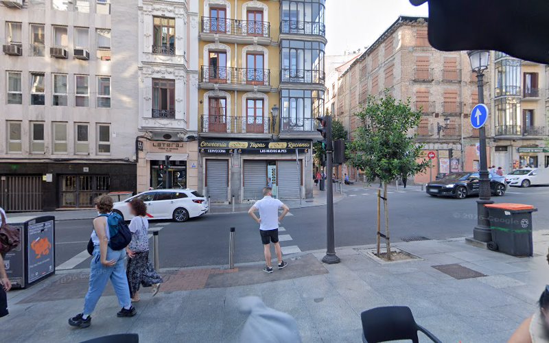 Apollinaire Dschoutezo