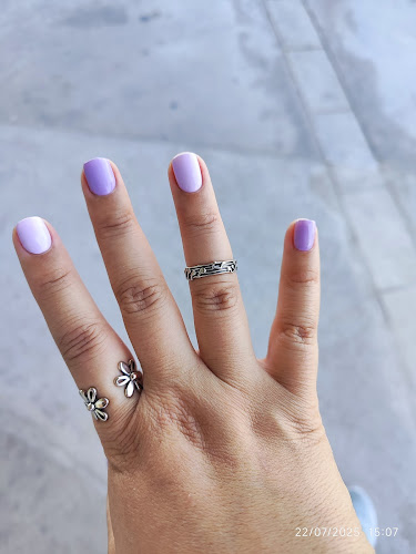 Blush Nails & Beauty