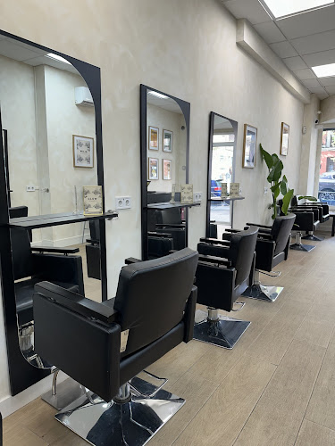 GLOW PELUQUERÍAS | Madrid